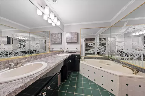 Bath - 6935 Big Bend Dr, Saint Cloud, FL 34771 photo 3 of 6