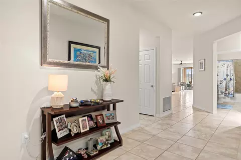 Entry Way - 3673 Moca Dr, Saint Cloud, FL 34772 photo 1 of 3