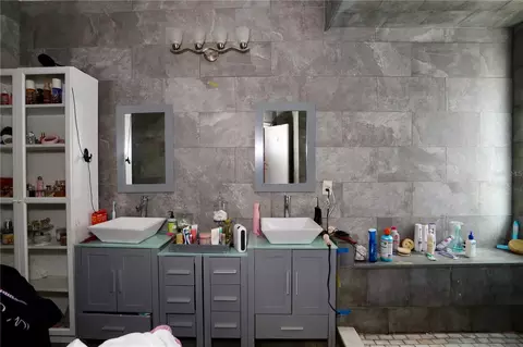 Bath - 13622 Darchance Rd, Windermere, FL 34786 photo 3 of 4