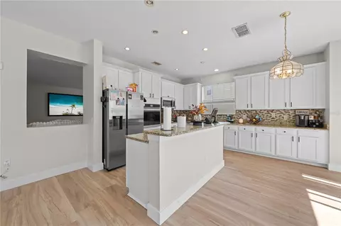 Kitchen - 3452 Goldeneye Ln, Saint Cloud, FL 34772 photo 2 of 5
