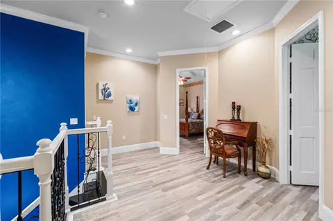 Entry Way - 6900 Ranchero Ct, Saint Cloud, FL 34771 photo 4 of 5