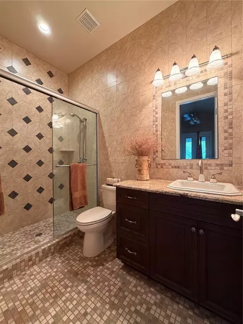 Bath - 6900 Ranchero Ct, Saint Cloud, FL 34771 photo 13 of 16