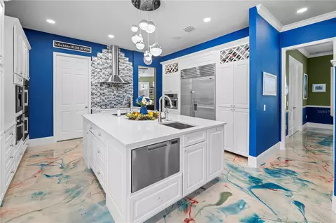 Kitchen - 6900 Ranchero Ct, Saint Cloud, FL 34771 photo 5 of 7