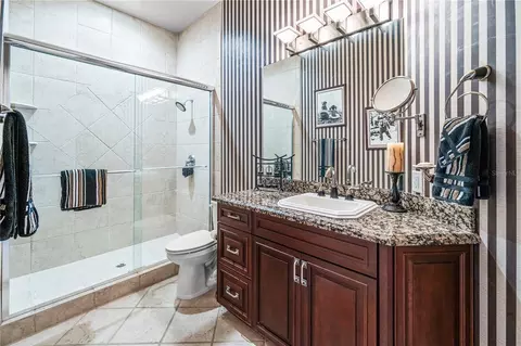 Bath - 6900 Ranchero Ct, Saint Cloud, FL 34771 photo 11 of 16