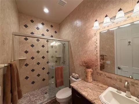 Bath - 6900 Ranchero Ct, Saint Cloud, FL 34771 photo 12 of 16
