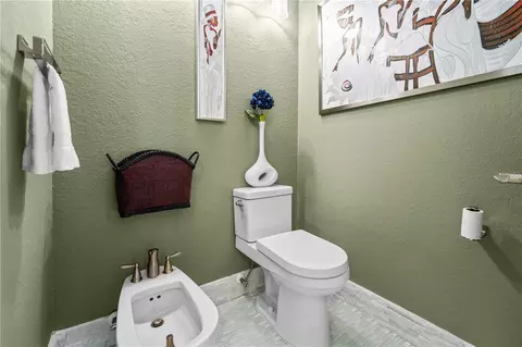 Bath - 6900 Ranchero Ct, Saint Cloud, FL 34771 photo 4 of 16
