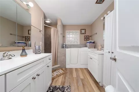 Bath - 875 Eden Dr, Saint Cloud, FL 34771 photo 1 of 3