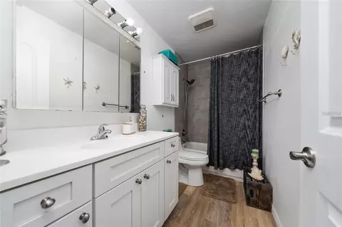 Bath - 875 Eden Dr, Saint Cloud, FL 34771 photo 3 of 3