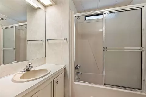 2519 Independence Ln, Saint Cloud, FL 34772 photo 21