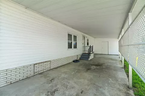 2519 Independence Ln, Saint Cloud, FL 34772 photo 4