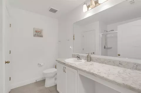 Bath - 1877 River Crest Ave, Saint Cloud, FL 34771 photo 2 of 3
