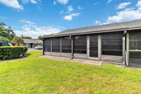 Exterior - 2791 King Oak Cir, Saint Cloud, FL 34769 photo 7 of 8
