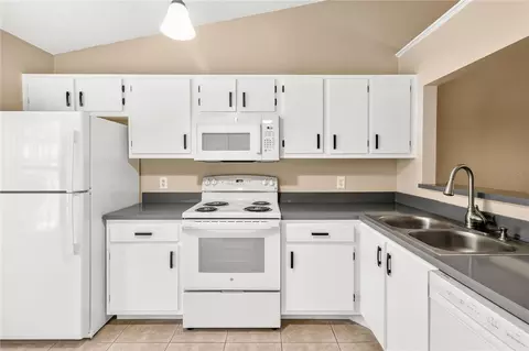 Kitchen - 2791 King Oak Cir, Saint Cloud, FL 34769 photo 1 of 3