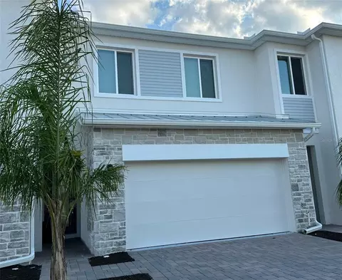 225 Bogey Dr, Davenport, FL 33896