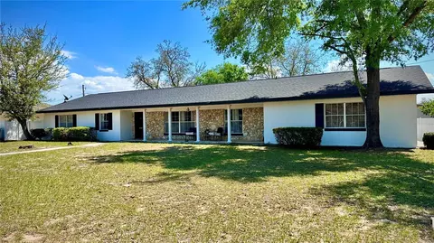 628 W Seminole Ave, Eustis, FL 32726