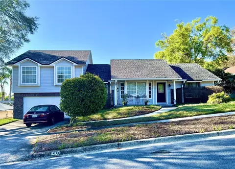 9120 Queen Elizabeth Ct, Orlando, FL 32818