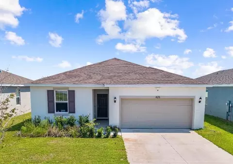 425 Silver Palm Dr, Haines City, FL 33844