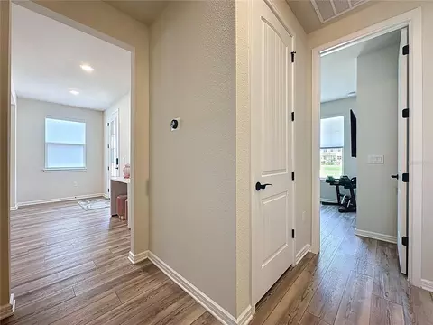 Entry Way - 6514 Barnstorm Way, Saint Cloud, FL 34771 photo 2 of 5