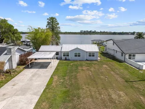 900 Lake Jessie Dr, Winter Haven, FL 33881
