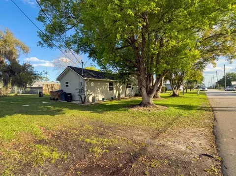 Exterior - 1611 Salmon St, Saint Cloud, FL 34771 photo 5 of 9