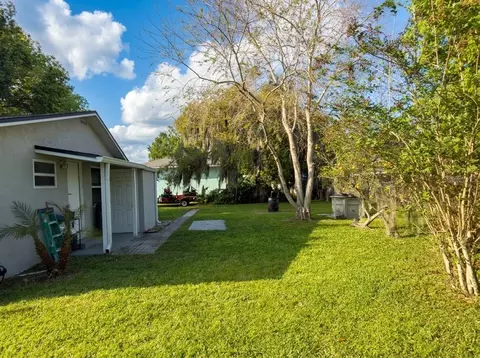 Exterior - 1611 Salmon St, Saint Cloud, FL 34771 photo 6 of 9
