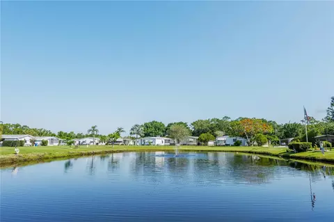 2513 Independence Ln, Saint Cloud, FL 34772 photo 32