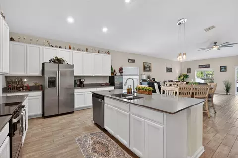 Kitchen - 4221 Holstein St, Saint Cloud, FL 34772 photo 2 of 3