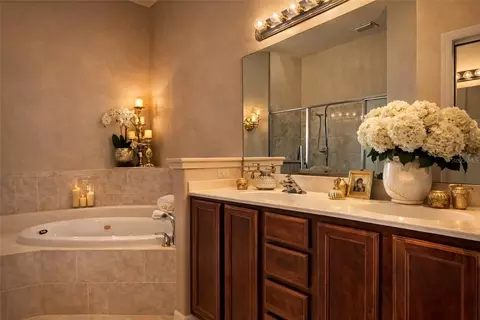 Bath - 6002 Renaissance Ct, Saint Cloud, FL 34772 photo 1 of 3