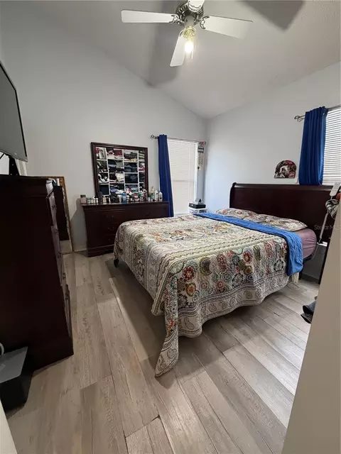 Bedroom - 9508 Glenpointe Dr, Riverview, FL 33569 photo 1 of 4