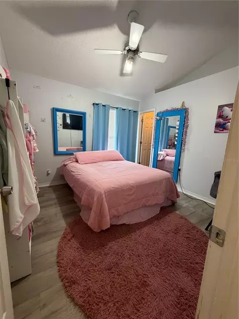 Bedroom - 9508 Glenpointe Dr, Riverview, FL 33569 photo 3 of 4