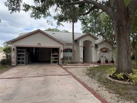 Exterior - 9508 Glenpointe Dr, Riverview, FL 33569 photo 2 of 6