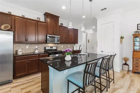 Kitchen - 2489 Datura Loop, Saint Cloud, FL 34772 photo 2 of 7