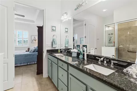 Bath - 2489 Datura Loop, Saint Cloud, FL 34772 photo 3 of 7