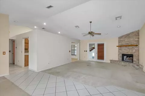 Living - 5141 SE 36th Ave, Ocala, FL 34480 photo 1 of 3
