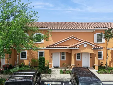 2644 Roadster Ln, Kissimmee, FL 34746