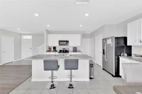 Kitchen - 167 Eagleview Loop, Davenport, FL 33837 photo 1 of 4