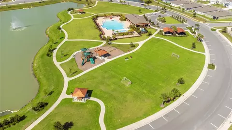 View/Area - 167 Eagleview Loop, Davenport, FL 33837 photo 10 of 10