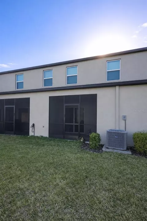 Exterior - 12420 Crystal Jade Way, Parrish, FL 34219 photo 2 of 5