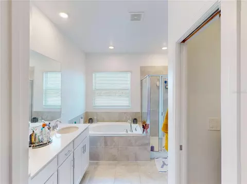 Bath - 6242 Lakepine St, Saint Cloud, FL 34771 photo 1 of 3