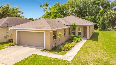810 Pecan Ave, Sanford, FL 32771