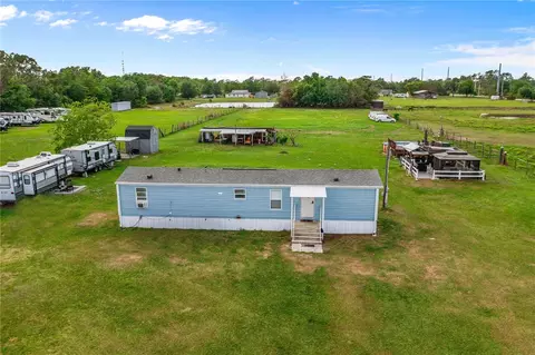 3834 Hixon Ave, Saint Cloud, FL 34772 photo 2