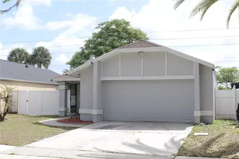 425 Blue Jacket Ln, Orlando, FL 32825