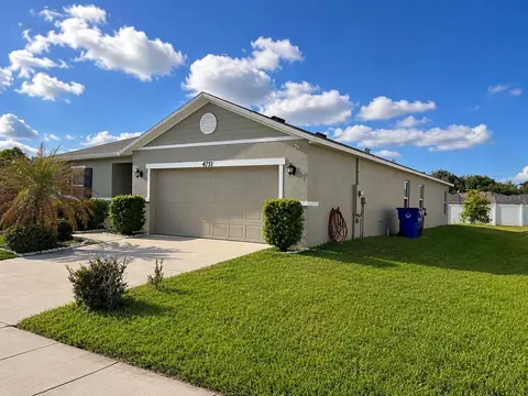 Exterior - 4751 S Maplewild Ln, Saint Cloud, FL 34772 photo 2 of 3