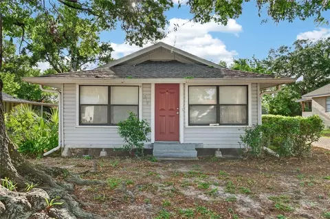514 Walnut St, Auburndale, FL 33823