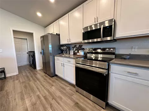 Kitchen - 353 Windy Willow Way, Saint Cloud, FL 34771 photo 3 of 7
