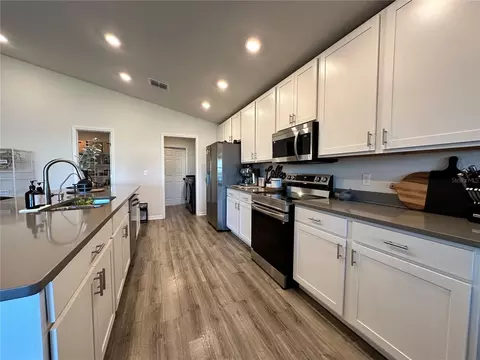 Kitchen - 353 Windy Willow Way, Saint Cloud, FL 34771 photo 5 of 7