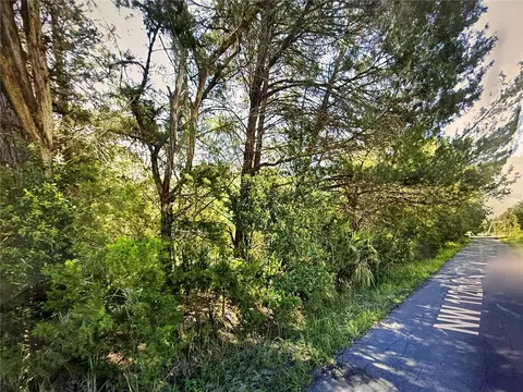 112 Court Ct NW, Ocala, FL 34482