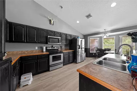 Kitchen - 1965 Mustang Ct, Saint Cloud, FL 34771 photo 6 of 6