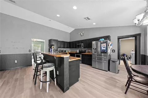 Kitchen - 1965 Mustang Ct, Saint Cloud, FL 34771 photo 3 of 6