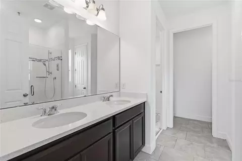 Entry Way - 2976 Nottel Dr, Saint Cloud, FL 34772 photo 2 of 3